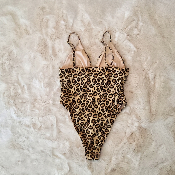 Pac Sun L.A Hearts high-cut let cheetah one piece swimsuit - Picture 4 of 6